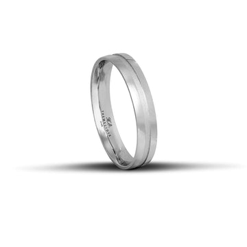 Λευκόχρυσες βέρες γάμου 4mm λουστρέ με ματ γραμμή, χειροποίητης κατασκευής και ανατομικού σχεδιασμού.